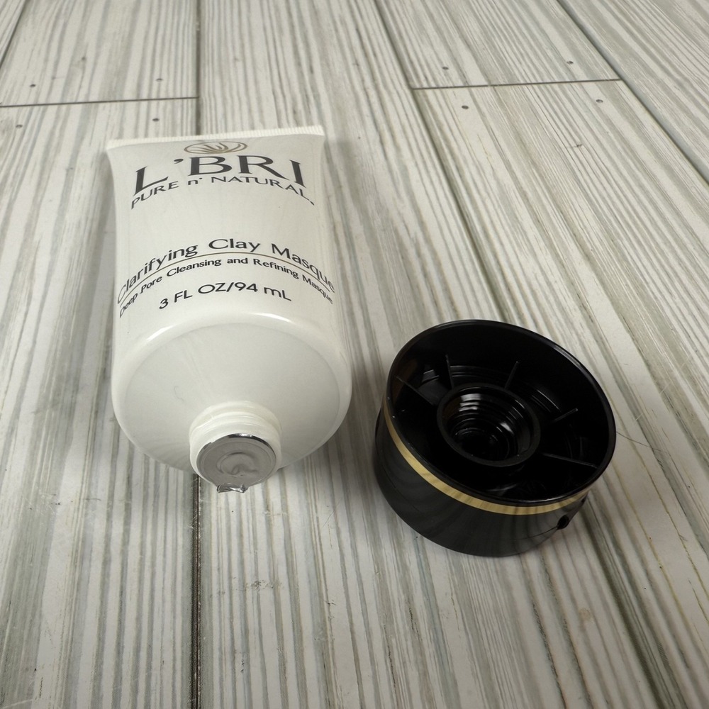 L'BRI Clarifying Clay Masque 3OZ NEW - Picture 3 of 3